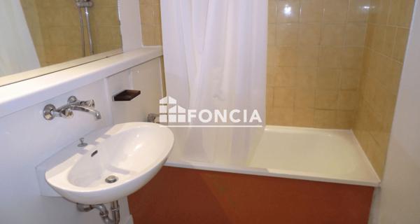 Location Studio 27.38 m² - Meylan 38240