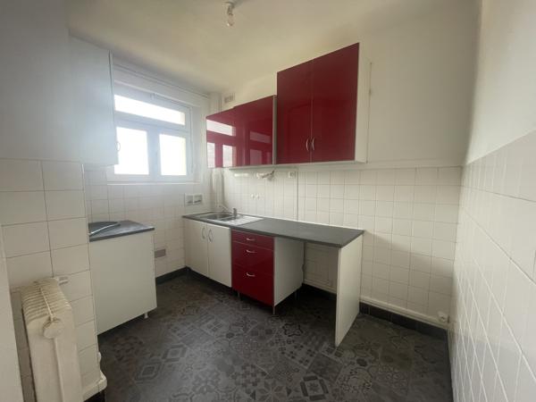 LOCATION 69005 LYON APPARTEMENT T3 - BALCON - PROCHE COMMODITÉS ECOLES ET TRANSPORTS