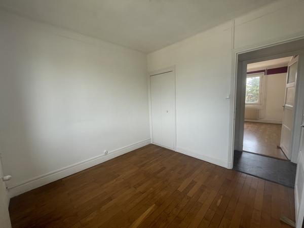 LOCATION 69005 LYON APPARTEMENT T3 - BALCON - PROCHE COMMODITÉS ECOLES ET TRANSPORTS