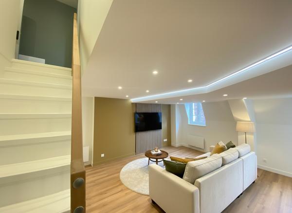 Appartement  Duplex Dijon 3 pièce(s) 67m2 au sol /56.5m² Carrez hôtel particulier + cave