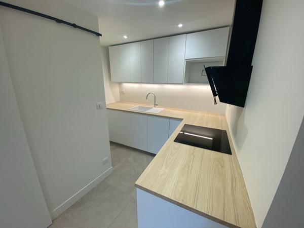 Appartement  Duplex Dijon 3 pièce(s) 67m2 au sol /56.5m² Carrez hôtel particulier + cave