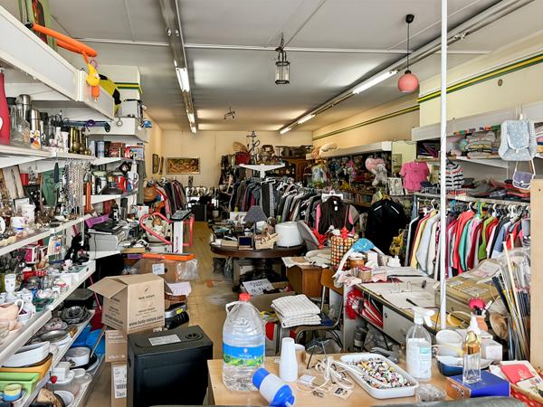 Immeuble 8 pièces - 301 m²