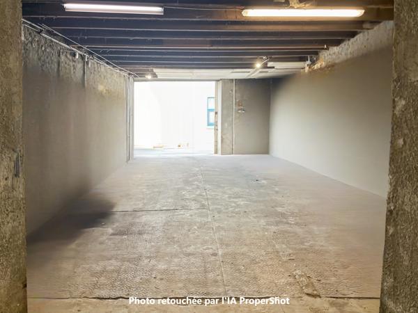 Immeuble 8 pièces - 301 m²