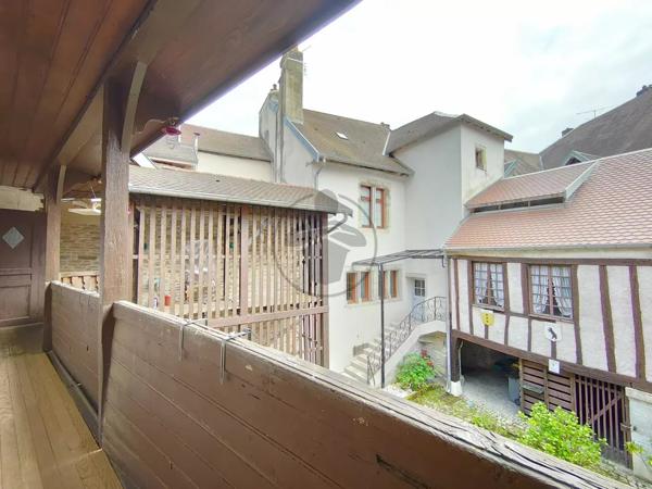 Vente Maison de ville 3 pièces 215 m2 à Baume-les-Dames