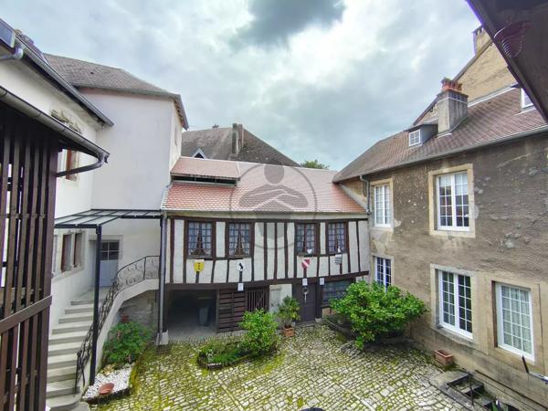Vente Maison de ville 3 pièces 215 m2 à Baume-les-Dames