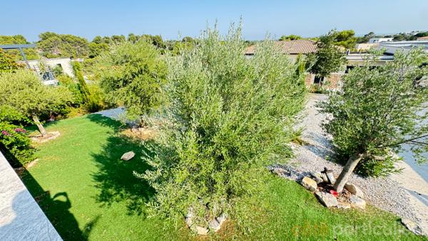 Vente
                Villa118 m² - NIMES (30900)