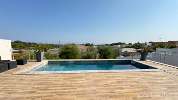Vente
                Villa118 m² - NIMES (30900)