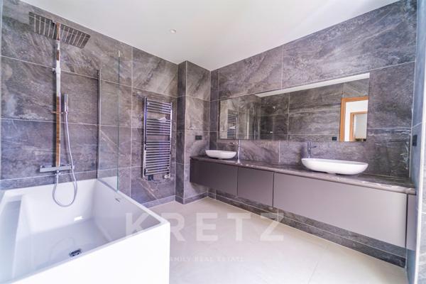 Villa contemporaine en bord de mer