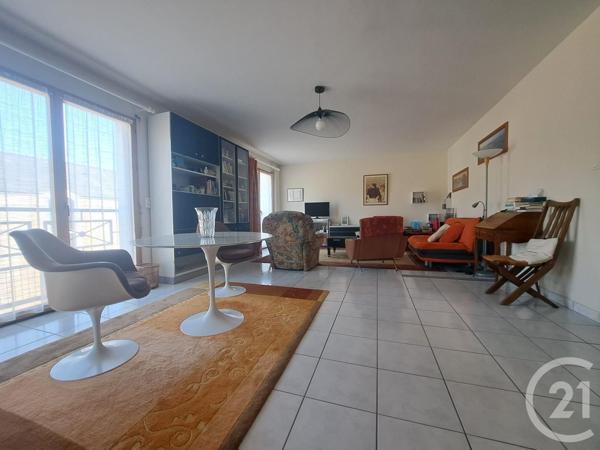 Appartement T4 à vendre  4 pièces - 102,47 m2 LA ROCHE SUR YON - 85