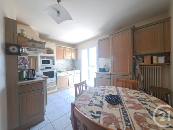 Appartement T4 à vendre  4 pièces - 102,47 m2 LA ROCHE SUR YON - 85