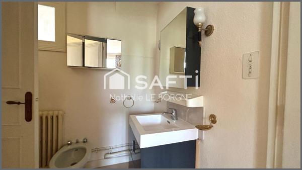 Belle maison de Bourgeoise avec jardin