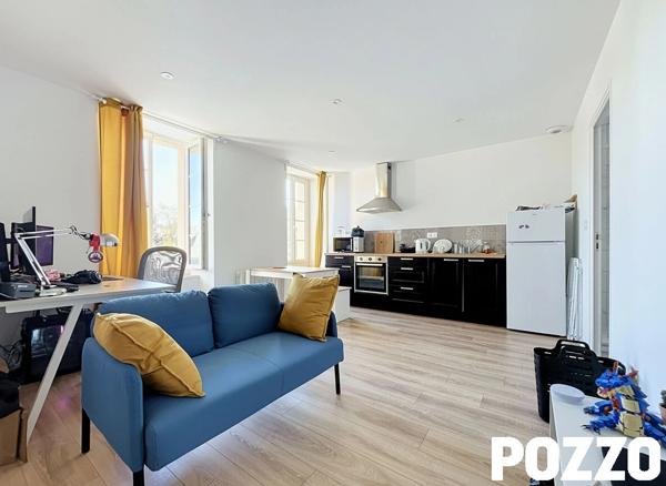 A VENDRE. IMMEUBLE DE RAPPORT. 3 APPT. DPE C ! RENTABILITE ANNUELLE DE 22 260 . SAINT LO