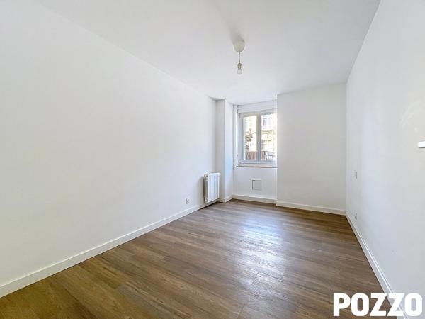 A VENDRE. IMMEUBLE DE RAPPORT. 3 APPT. DPE C ! RENTABILITE ANNUELLE DE 22 260 . SAINT LO