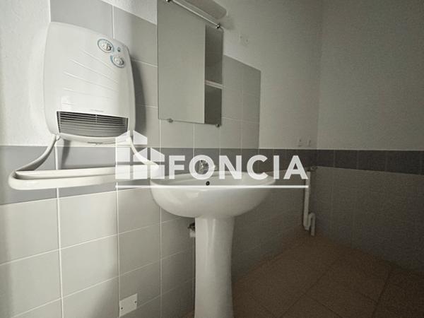 Location Appartement 3 pièces 67.3 m² - 35 AV FABRE D'EGLANTINE Limoux 11300