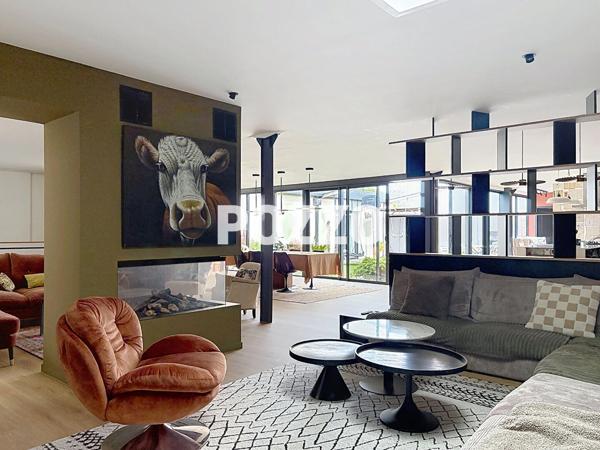 LOFT Avranches 4 pièce(s) 240 m2 AVRANCHES