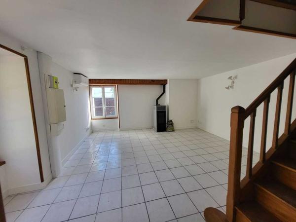 Maison ancienne - Les eyzies Saint-Cyprien, immeuble de rapport avec deux appartements libres
