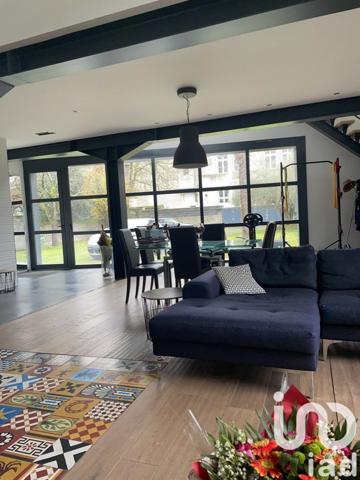 Maison d’architecte 8 pièces de 278 m² à Vic-en-Bigorre (65500)