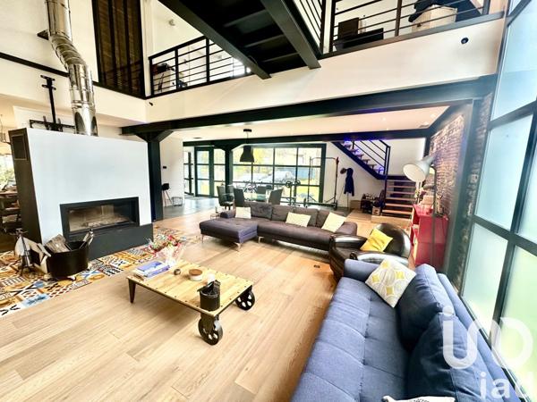 Maison d’architecte 8 pièces de 278 m² à Vic-en-Bigorre (65500)