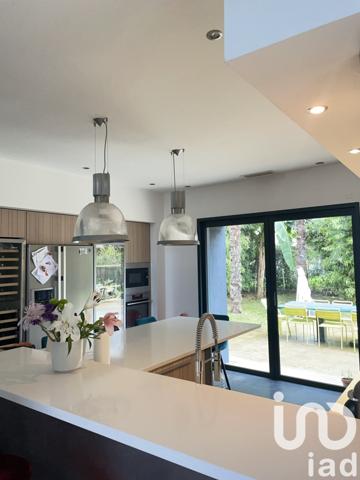 Maison d’architecte 8 pièces de 278 m² à Vic-en-Bigorre (65500)