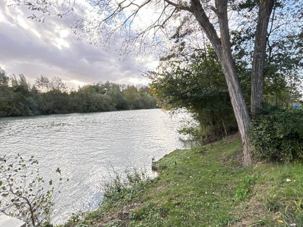 MAISON D'ARCHITECTE GARE A PIED