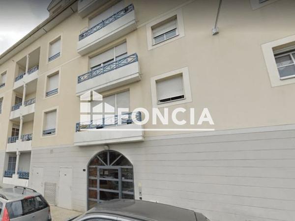 Location Appartement 2 pièces 40 m² - 2 PLACE FRANCOIS MITERRAND Villeparisis 77270