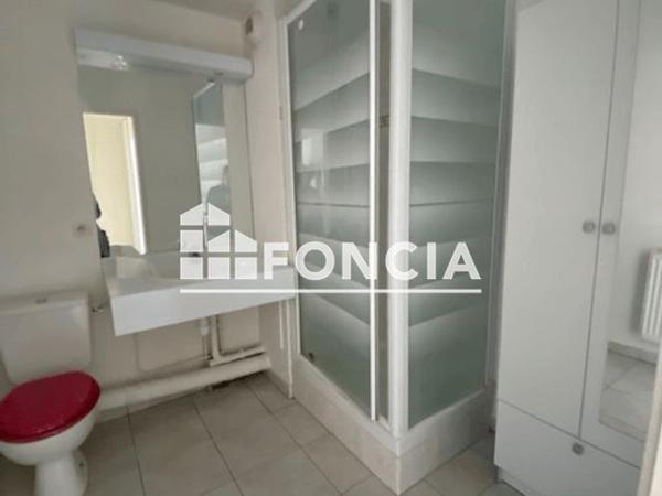 Location Appartement 2 pièces 40 m² - 2 PLACE FRANCOIS MITERRAND Villeparisis 77270