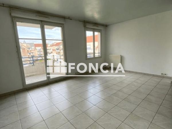 Location Appartement 2 pièces 40 m² - 2 PLACE FRANCOIS MITERRAND Villeparisis 77270