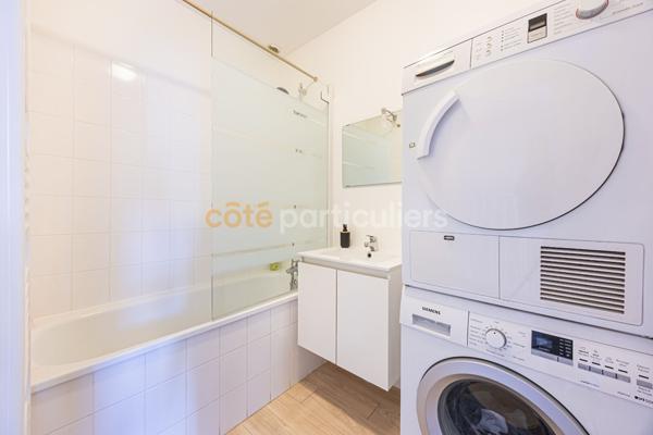 Vente
                Appartement77 m² - 4 Pièces -
                    NANTES (44300)