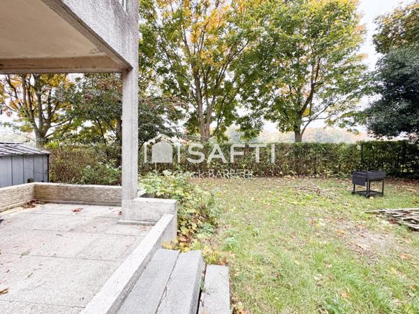 Grand jardin privatif d'environ 200 M²