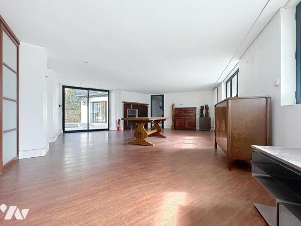 LORIENT - KERYADO - Maison aux grands Volumes avec Piscine et Jacuzzi