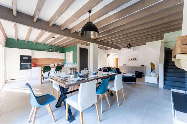 Maison 6 pièce(s) - CESTAS Maison 197m²