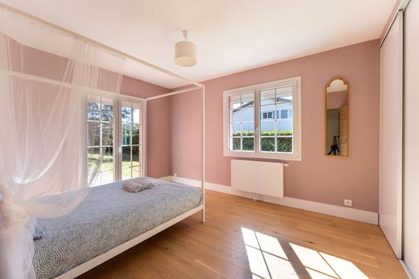 Maison 6 pièce(s) - CESTAS Maison 197m²