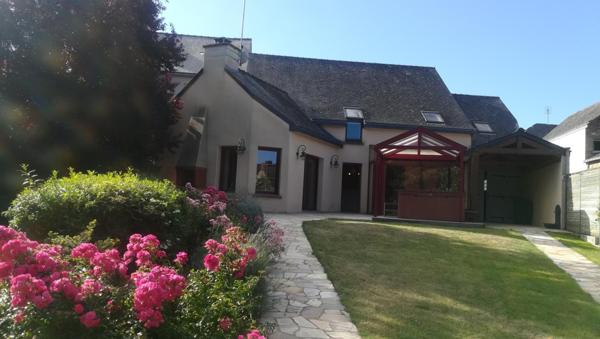 Maison d’architecte lumineuse au cœur du bourg