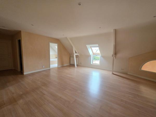 Maison d’architecte lumineuse au cœur du bourg