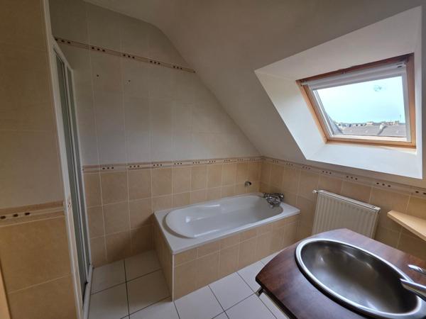 Maison d’architecte lumineuse au cœur du bourg