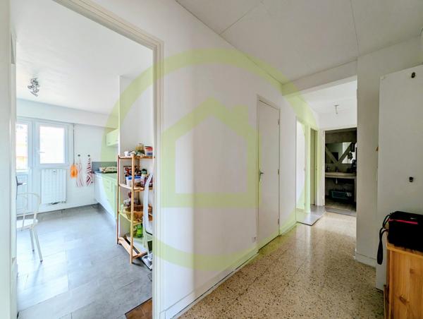 Appartement à MANDELIEU LA NAPOULE (06210)