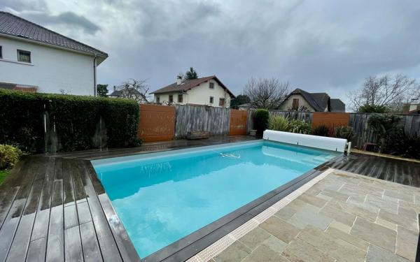 Maison à vendre    4 pièces • 154 m2 Pau