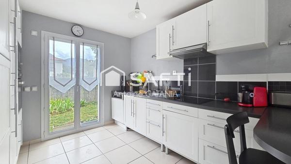 Sassenage – Maison familiale 4 chambres avec garage et jardin