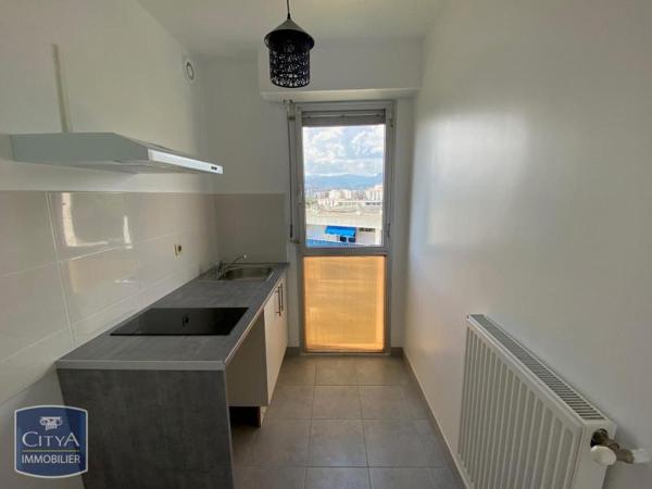 Appartement à louer 1 pièce 36.65m²
