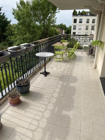 Vente Appartement 4 pièces 92 m2 à Le Plessis-Robinson