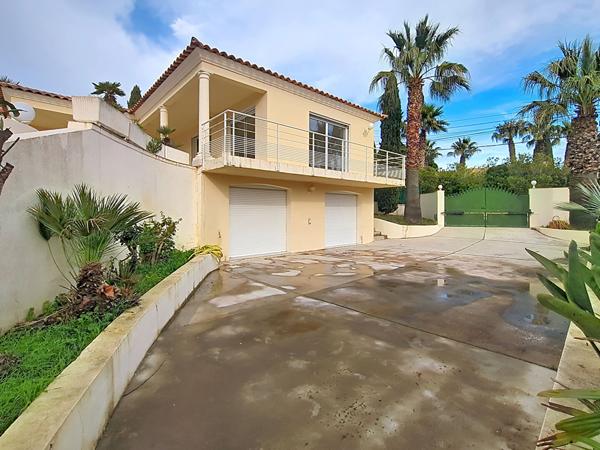 Saint-Aygulf Villa Plain pied piscine garage double