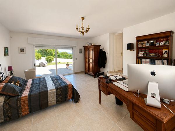 Villa T5 de 170m² avec piscine, garage et terrain de 3 080 m² - Santa Maria Poggio
