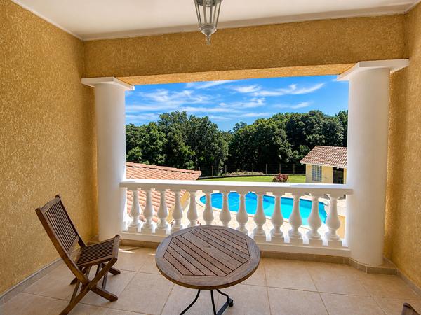 Villa T5 de 170m² avec piscine, garage et terrain de 3 080 m² - Santa Maria Poggio