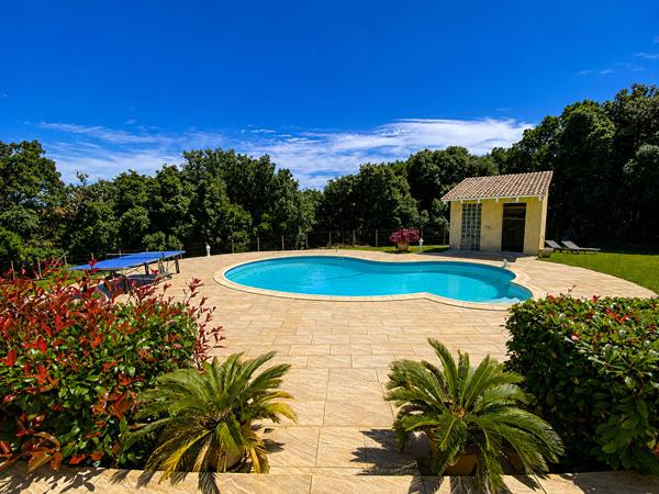 Villa T5 de 170m² avec piscine, garage et terrain de 3 080 m² - Santa Maria Poggio