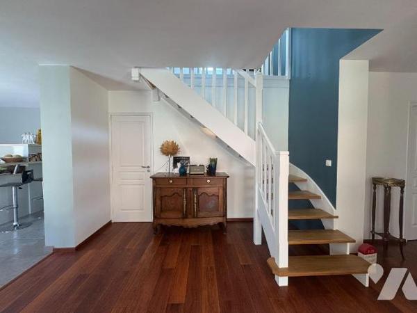 Maison à Vendre à Pornichet (44380) en Loire-Atlantique (44)

Cette maison, construite en 200...