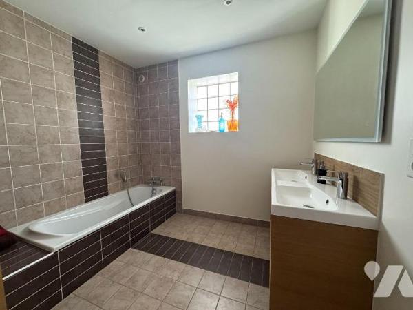 Maison à Vendre à Pornichet (44380) en Loire-Atlantique (44)

Cette maison, construite en 200...