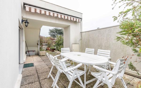 Appartement à vendre    4 pièces • 127,77 m2 La Varenne - Saint-Maur-des-Fossés