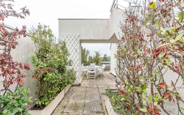 Appartement à vendre    4 pièces • 127,77 m2 La Varenne - Saint-Maur-des-Fossés