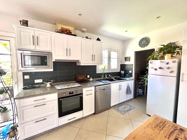 Bruges Centre Maison moderne avec garage