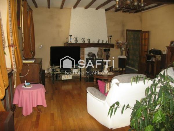 GROS POTENTIEL pour cette maison de 180 m² avec partie HABITATION et LOCAL COMMERCIAL